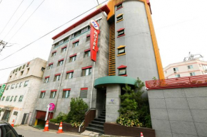 Отель NJ Motel  Пхёнтхэк